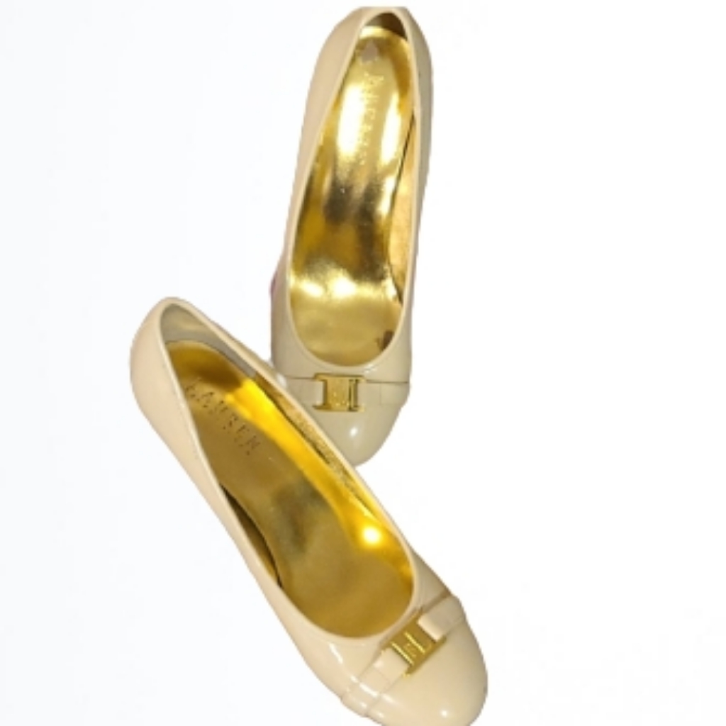 Ralph Lauren Shelby Kitten Heels. Ws1